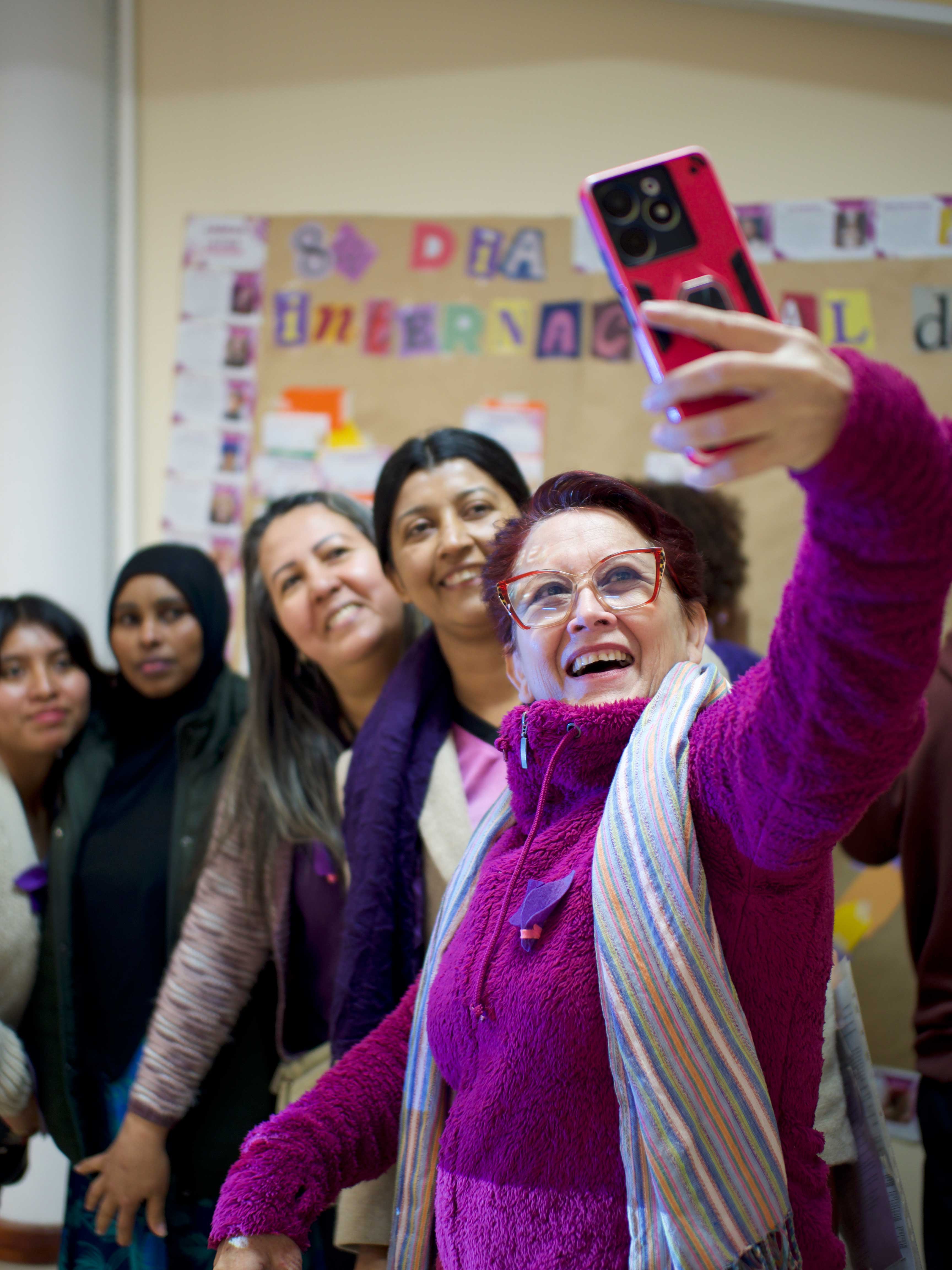 Mujeres que cruzan fronteras — Sevilla