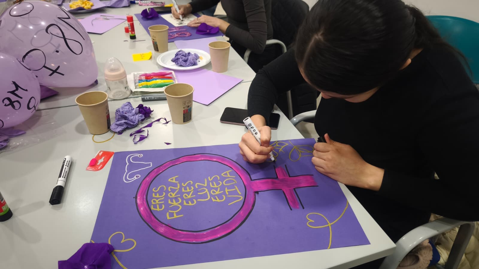 Taller 8M — Valencia